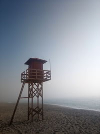 Lifeguard hut in the fog