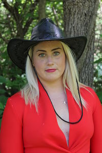 Young woman wearing hat