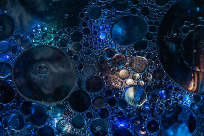 Full frame shot of bubbles in water