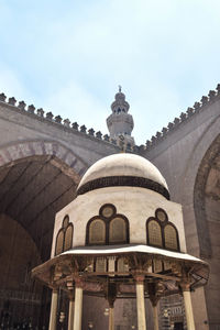 Court and minrate mosque and madrasa of sultan hassan, cairo, egypt