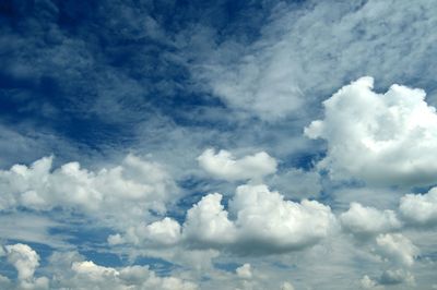 Low angle view of cloudy sky