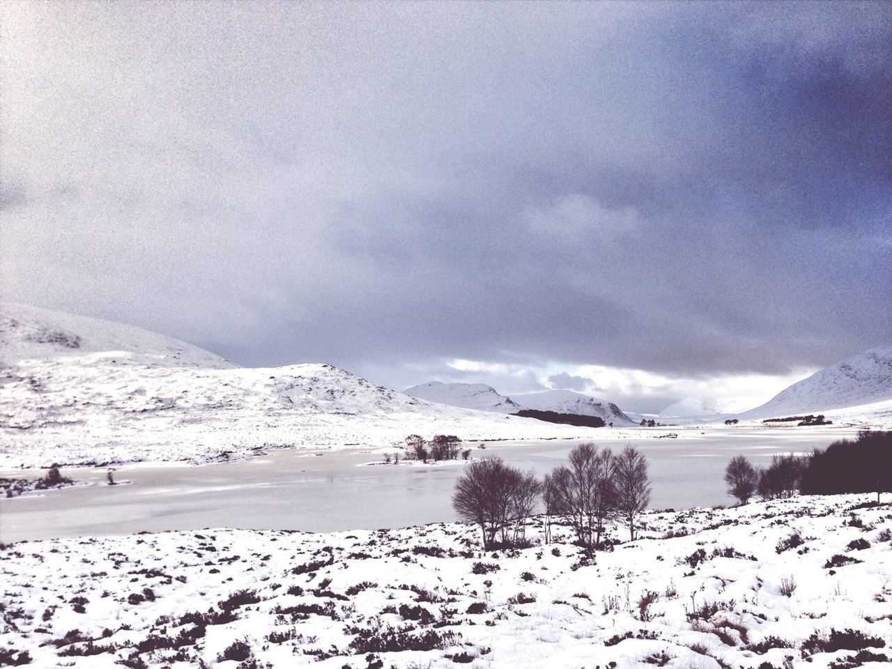 snow, winter, cold temperature, season, weather, tranquil scene, tranquility, scenics, covering, mountain, landscape, sky, beauty in nature, nature, frozen, cloud - sky, snowcapped mountain, mountain range, non-urban scene, white color