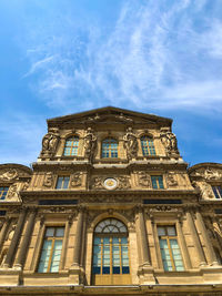 Louvre paris