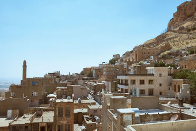 View of traditional middle eastern houses with flat roofs. mesopotamian city of mardin.