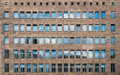 Full frame shot of office building