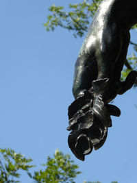 Low angle view of statue against clear sky