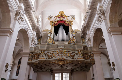 Majestic old organ in dubrovnik cathedral, croatia