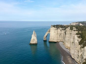 Scenic view of sea and cliffs in Étretat 