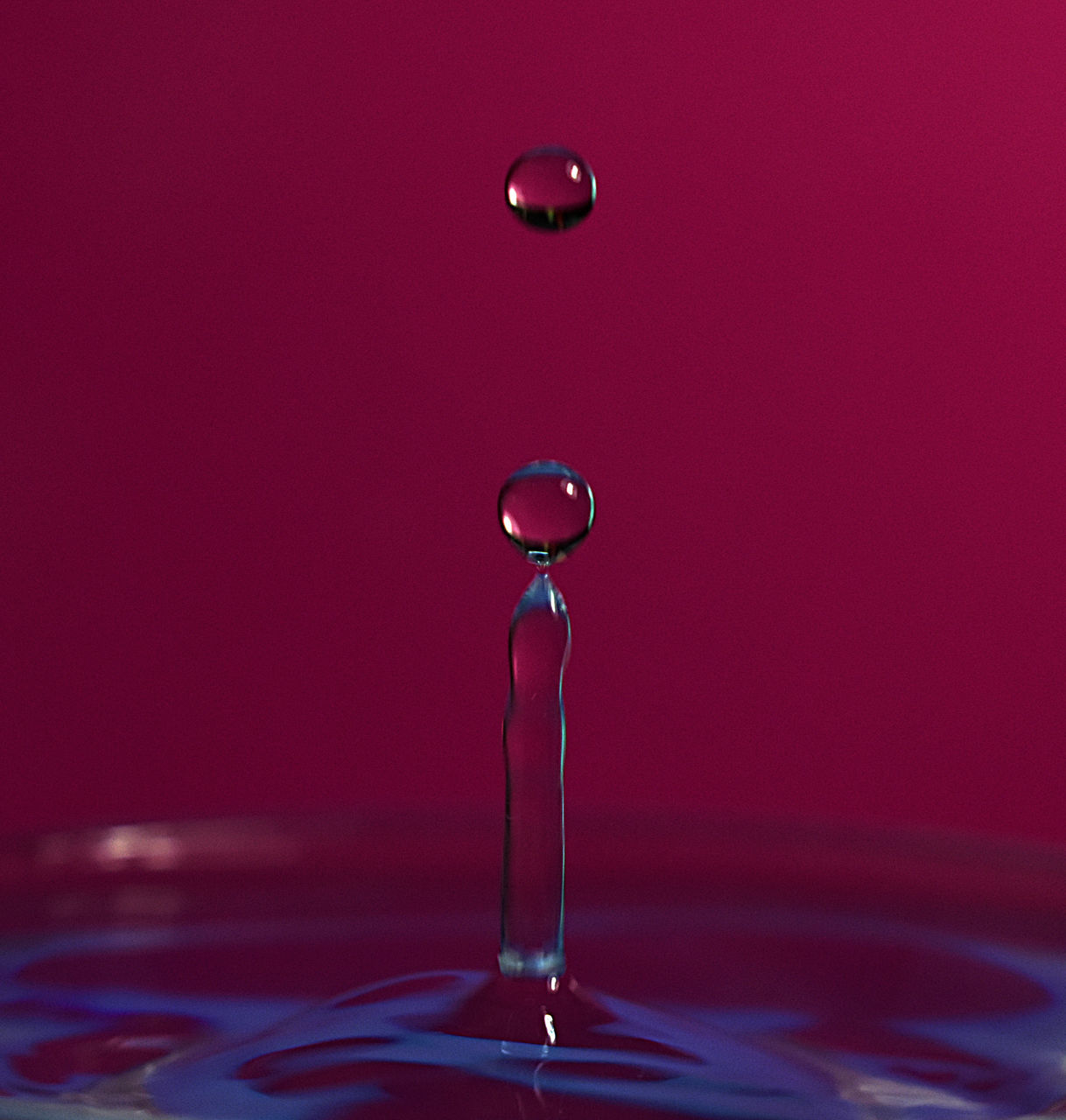 water, drop, red, close-up, splashing, motion, indoors, no people, waterfront, rippled, purity, falling, splashing droplet, studio shot, pattern, nature, high-speed photography, focus on foreground, food and drink, impact