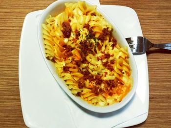 Close-up of pasta in bowl on table