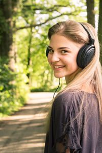 Portrait of smiling young woman