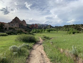 Scenic view of garden of the gods against sky