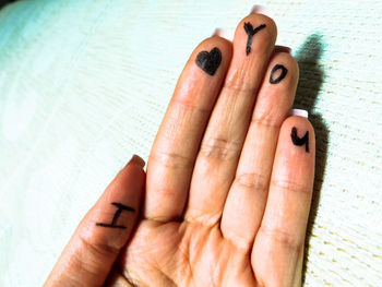 Close-up of woman hand