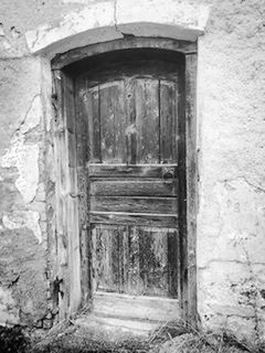 CLOSE-UP OF CLOSED DOOR