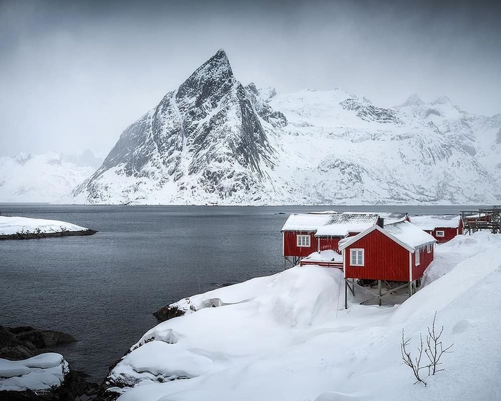 snow, cold temperature, winter, mountain, beauty in nature, scenics - nature, built structure, architecture, snowcapped mountain, building, building exterior, day, tranquil scene, nature, covering, no people, house, tranquility, water, mountain peak