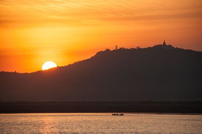 Sunset in bagan - myanmar 