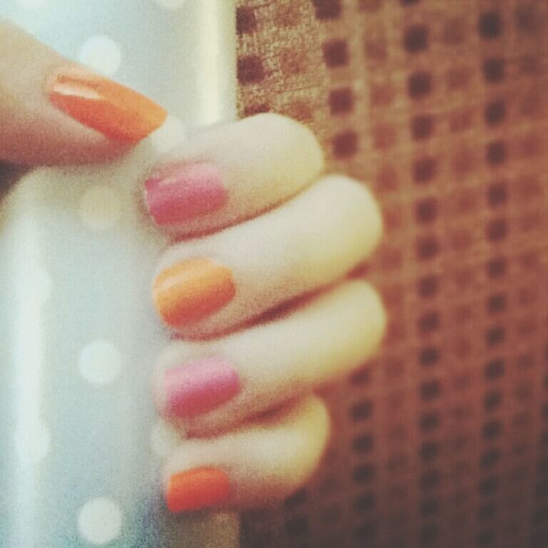 #nail #nailpolish #nailart #mine #orange #pink #pinklicious #candybar #holiday 