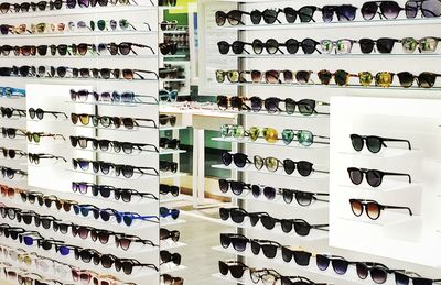 Row of objects in row