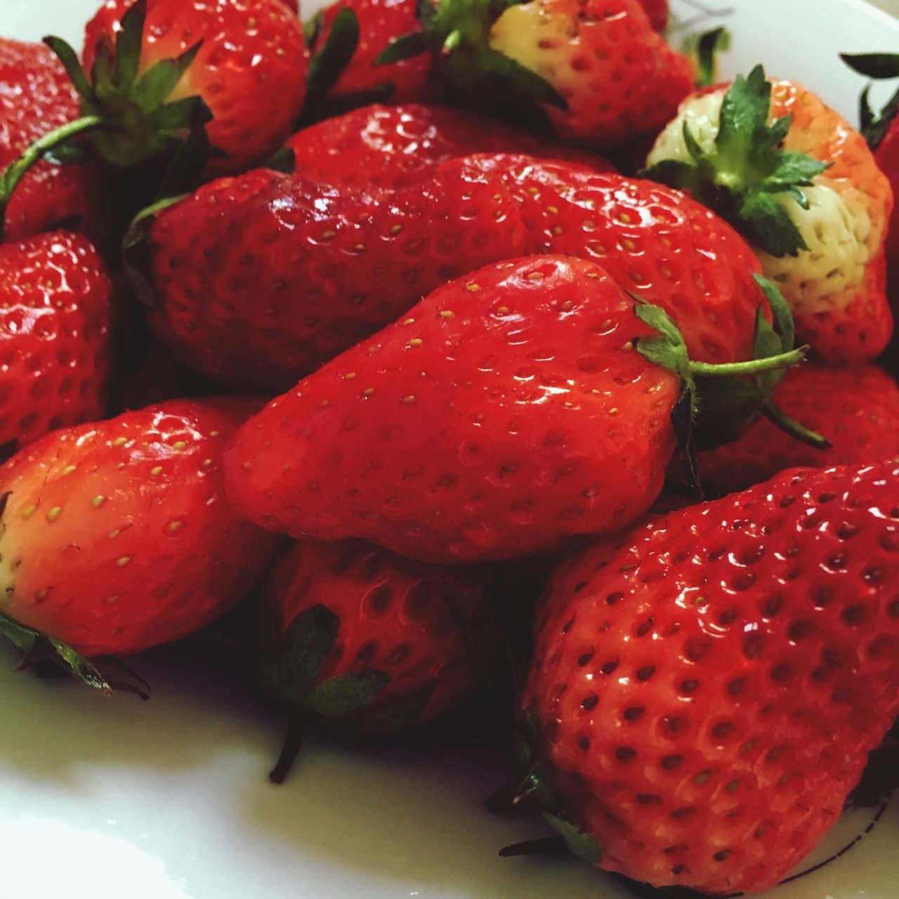 fruit, red, strawberry, food, food and drink, freshness, healthy eating, close-up, indoors, no people, ripe, ready-to-eat, day