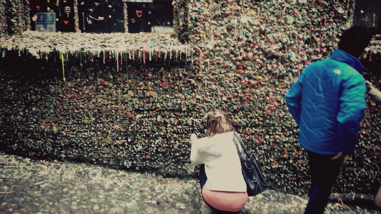 Wall of gum