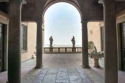 Statue of historic building