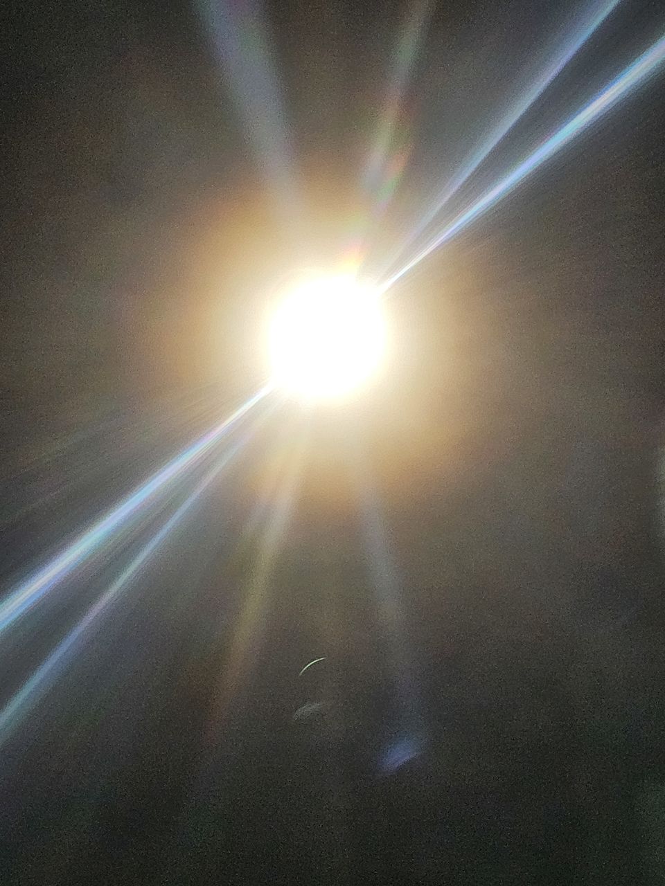 light, sunlight, lens flare, sunbeam, sun, sky, astronomical object, nature, no people, line, darkness, light - natural phenomenon, circle, beauty in nature, illuminated, outdoors, bright, light beam, glowing