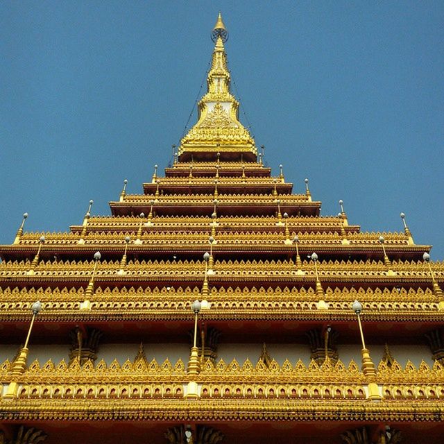 LOW ANGLE VIEW OF TEMPLE AGAINST CLEAR SKY