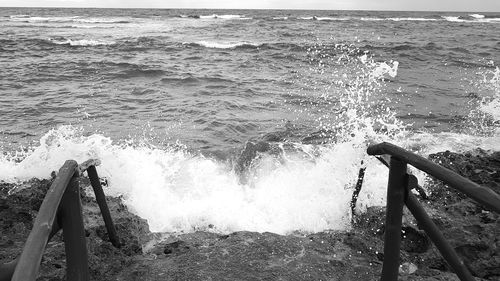 Waves splashing on sea