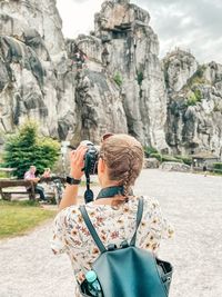 Travel around the world and take the beautiful time in a picture