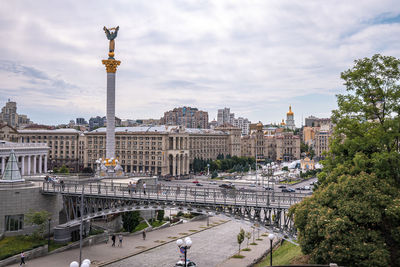 Cityscape with independence monument on the maidan nezalezhnosti square