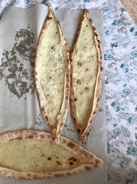 Close-up of bread in plate on table