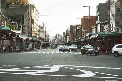 Traffic on road in city