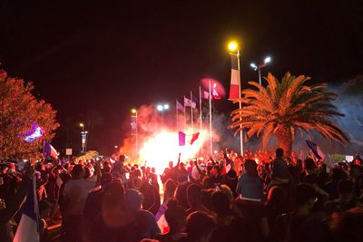 Crowd to celebrate the france world cup 