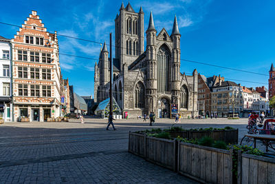 Group of people in front of building