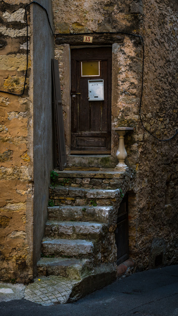 ENTRANCE OF ABANDONED BUILDING