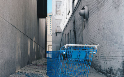 Shopping cart in alley