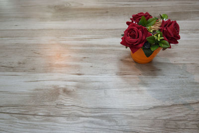 High angle view of rose bouquet on table