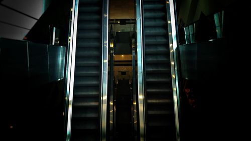 Illuminated escalator