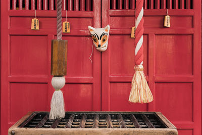 Small shinto santuary dedicated to the fox inari the divinity of rice.