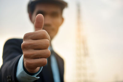 Portrait of man hand