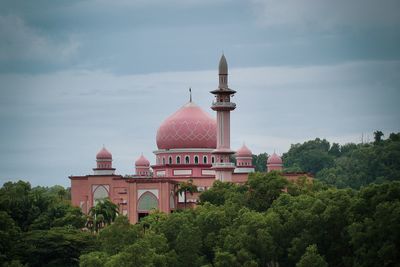 View of temple building against sky