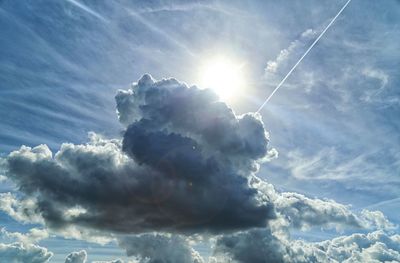 Low angle view of vapor trail in sky