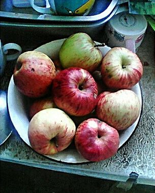 food and drink, food, freshness, healthy eating, fruit, still life, indoors, table, high angle view, large group of objects, close-up, vegetable, organic, variation, bowl, raw food, abundance, slice, no people, ripe