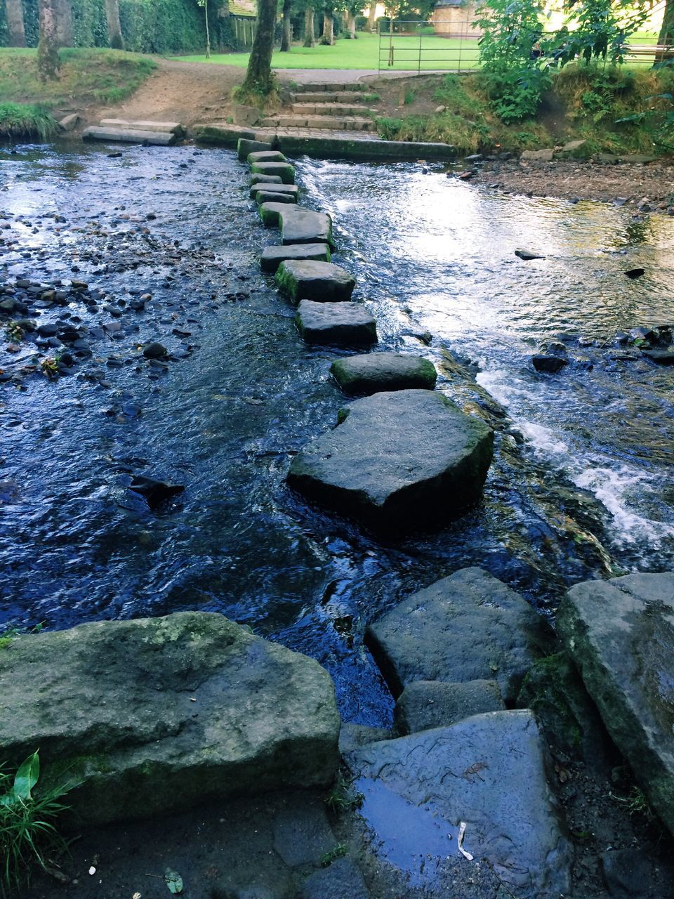 WALKWAY PASSING THROUGH A RIVER