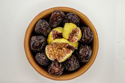 Figs with dates