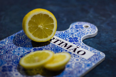 Close-up of lemon slices on table