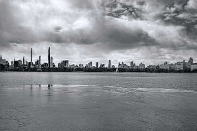 Central park reservoir - view south