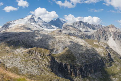 Hiking on the peaks of the vanoise massif in the alps in summer