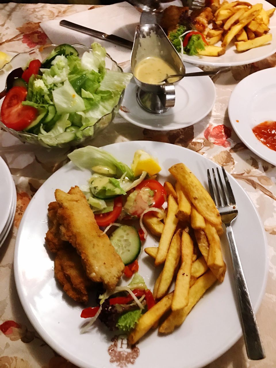 CLOSE-UP OF MEAL SERVED IN PLATE