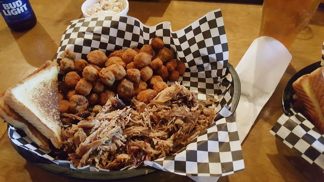 HIGH ANGLE VIEW OF BREAD IN CONTAINER ON TABLE